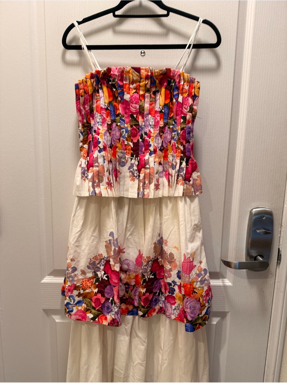 ELLIATT Alice Tiered Gown in Ombre Floral Size S NWT - Picture 5 of 7